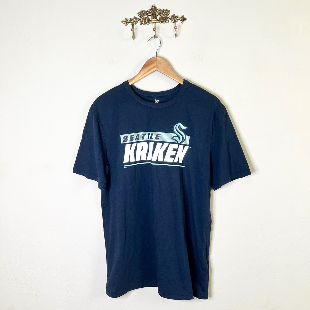 Seattle Kraken Hockey Fanatics T-Shirt Mens Size Medium Navy Blue NHL New